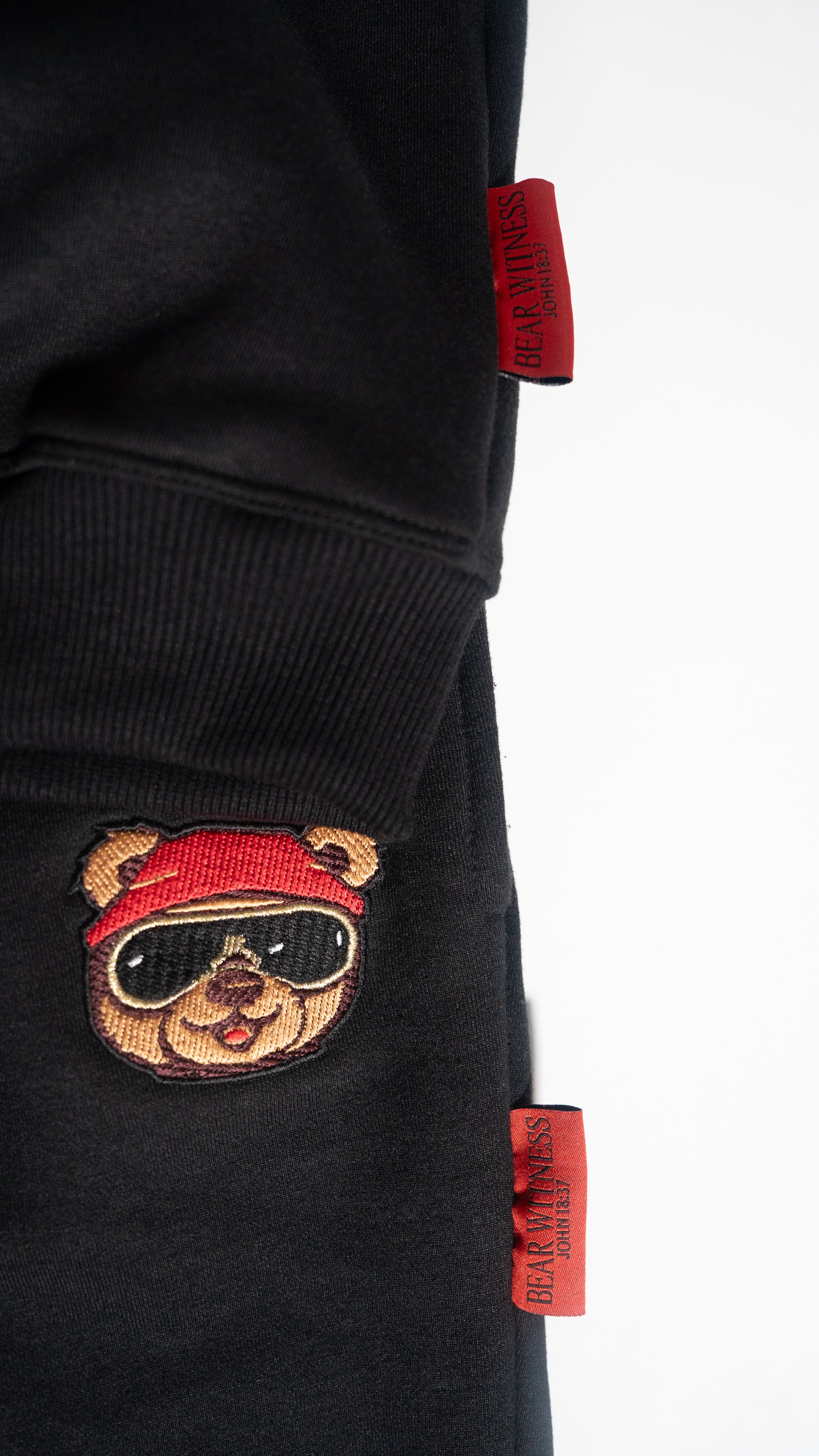 BEAR WITNESS RED LABEL EMBROIDERED JOGGER SET