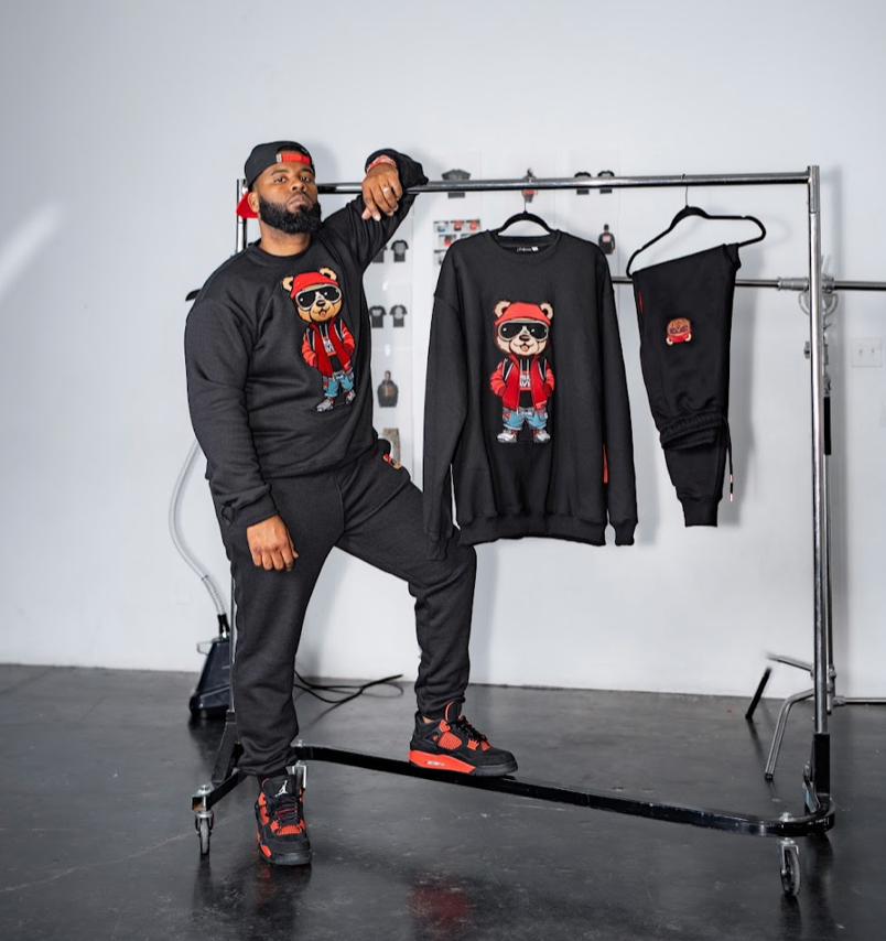 BEAR WITNESS RED LABEL EMBROIDERED JOGGER SET